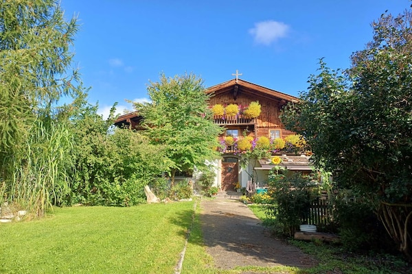 Foto van Chalet in Saalfelden bij Skilift - Vakantiehuis in Saalfelden - ExteriorSummer