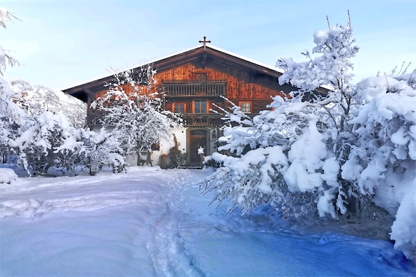 Foto van Chalet in Saalfelden bij Skilift - Vakantiehuis in Saalfelden - ExteriorWinter
