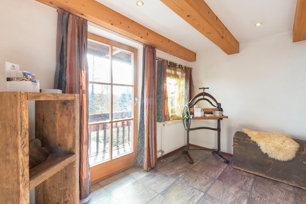 Foto van Chalet in Saalfelden bij Skilift - Vakantiehuis in Saalfelden - HallReception
