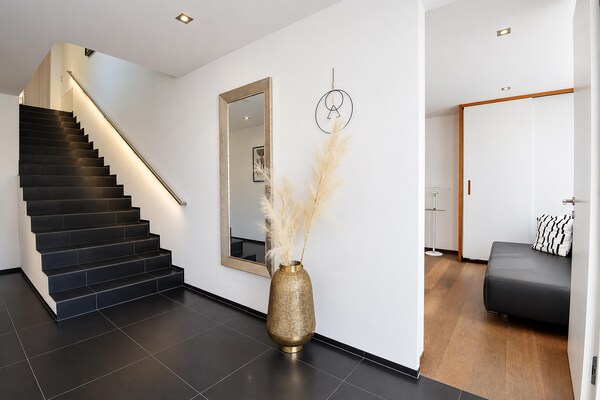 Foto van Villa in Tirol met zwembad - Vakantiehuis in Stanz bei Landeck - Landing