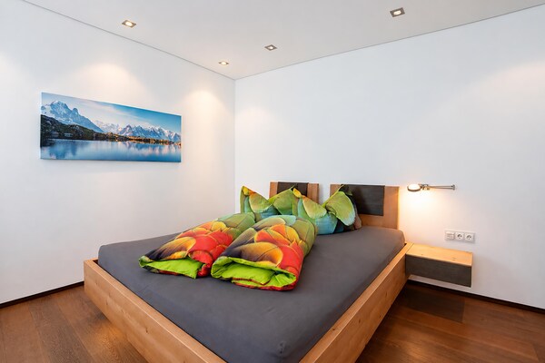 Foto van Villa in Tirol met zwembad - Vakantiehuis in Stanz bei Landeck - BedRoom