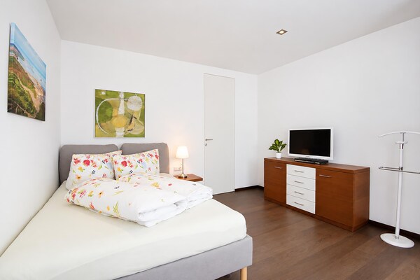 Foto van Villa in Tirol met zwembad - Vakantiehuis in Stanz bei Landeck - BedRoom
