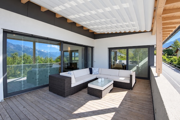 Foto van Villa in Tirol met zwembad - Vakantiehuis in Stanz bei Landeck - TerraceBalcony