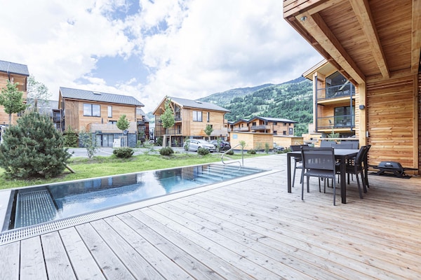 Foto van Aangenaam vakantiehuis met zwembad (zonder borg) - Vakantiehuis in Sankt Georgen am Kreischberg - TerraceBalcony
