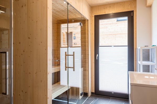 Foto van Aangenaam vakantiehuis met zwembad (zonder borg) - Vakantiehuis in Sankt Georgen am Kreischberg - Wellness