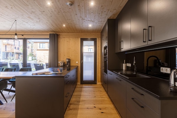 Foto van Appartement met Finse sauna en zwembad (zonder borg) - DiningRoom