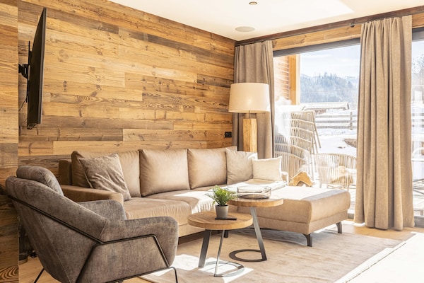 Foto van Vakantiehuis met sauna en zwembad (zonder borg) - Vakantiehuis in Sankt Georgen am Kreischberg - LivingRoom