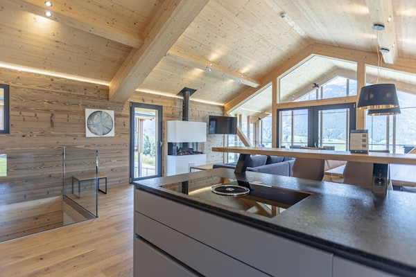 Foto van Chalet met warm zwembad op terras - Vakantiehuis in Ennsling - Kitchen