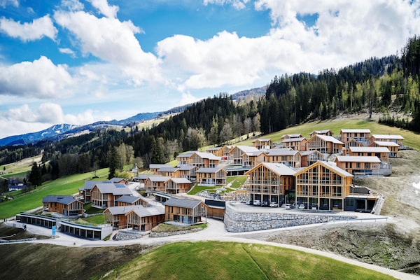 Foto van Chalet met warm zwembad op terras - Vakantiehuis in Ennsling - AreaSummer1KM