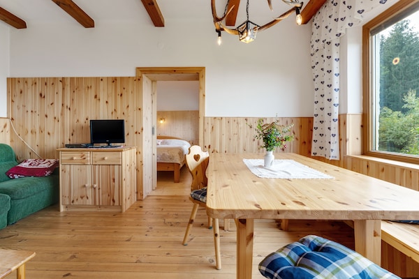Foto van Berghut in Eberstein bij skigebied - Vakantiehuis in Eberstein - DiningRoom