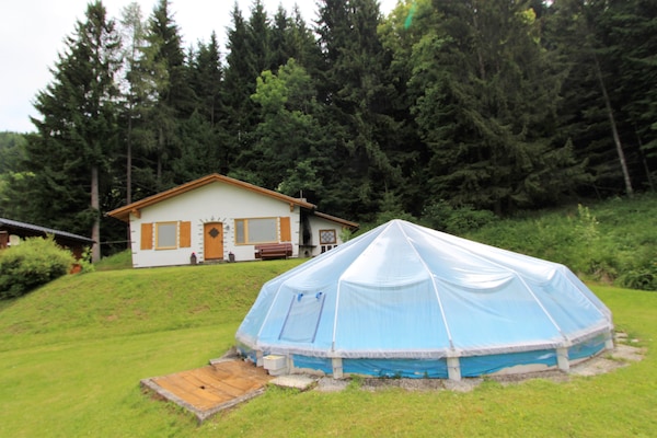 Foto van Berghut in Eberstein bij skigebied - Vakantiehuis in Eberstein - PoolOfHouse