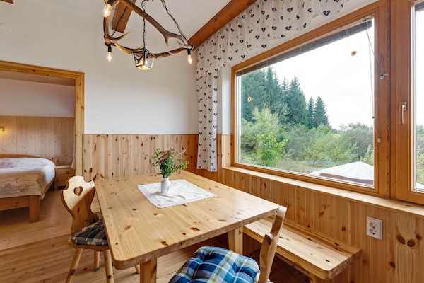 Foto van Berghut in Eberstein bij skigebied - Vakantiehuis in Eberstein - DiningRoom