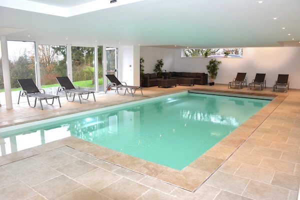 Foto van Prachtige familievakantiebungalow - Vakantiehuis in Stoumont - PoolOfHouse
