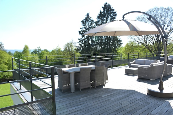 Foto van Prachtige familievakantiebungalow - Vakantiehuis in Stoumont - TerraceBalcony