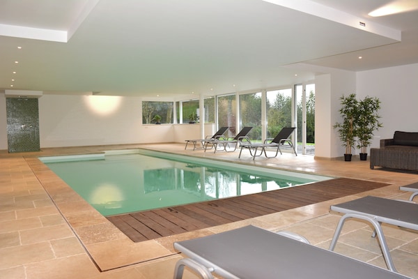 Foto van Prachtige familievakantiebungalow - Vakantiehuis in Stoumont - PoolOfHouse