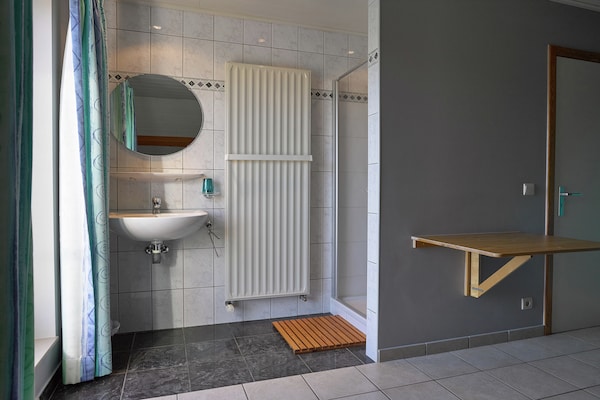 Foto van Vakantiehuis in Stoumont bij Watervallen van Coo - Vakantiehuis in Rahier - BathRoom