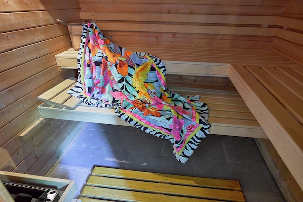 Foto van Vakantiehuis in Stoumont bij Watervallen van Coo - Vakantiehuis in Rahier - Wellness