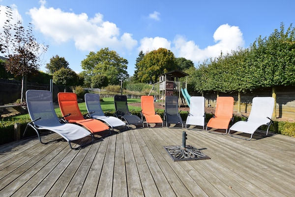 Foto van Vakantiehuis in Ardennen met Sauna & Zwembad - Vakantiehuis in Vielsalm - TerraceBalcony