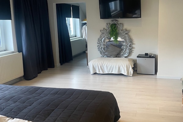 Foto van Villa Lumina Royale met zwembad - Vakantiehuis in Zutendaal - BedRoom