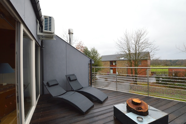 Foto van Landhuis in Theux met Zwembad en Sauna - Vakantiehuis in Theux - TerraceBalcony