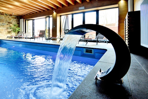 Foto van Luxe verblijf met zwembad - Vakantiehuis in Waimes - PoolOfHouse