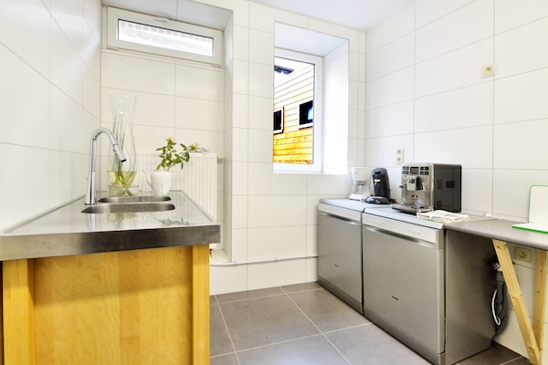 Foto van Luxe verblijf met zwembad - Vakantiehuis in Waimes - Kitchen