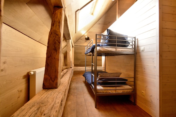 Foto van Luxe verblijf met zwembad - Vakantiehuis in Waimes - BedRoom