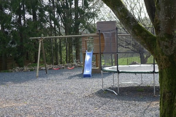 Foto van Luxe verblijf met zwembad - Vakantiehuis in Waimes - GardenSummer