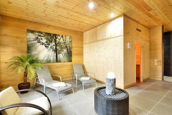 Foto van Luxe verblijf met zwembad - Vakantiehuis in Waimes - Wellness