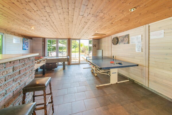 Foto van Boerderij met zwembad, Waimes - Vakantiehuis in Waimes - RecreationRoom