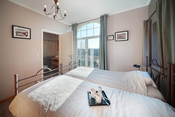Foto van Kasteel in Stavelot met privézwembad - Vakantiehuis in Hockai - BedRoom