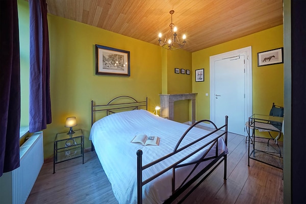 Foto van Kasteel in Stavelot met privézwembad - Vakantiehuis in Hockai - BedRoom