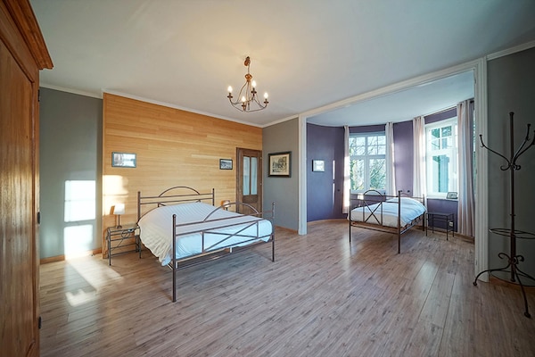 Foto van Kasteel in Stavelot met privézwembad - Vakantiehuis in Hockai - BedRoom