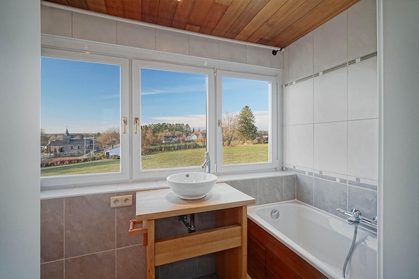 Foto van Kasteel in Stavelot met privézwembad - Vakantiehuis in Hockai - BathRoom