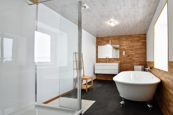Foto van Luxe Poolvilla in Goesnes - Vakantiehuis in Goesnes - BathRoom