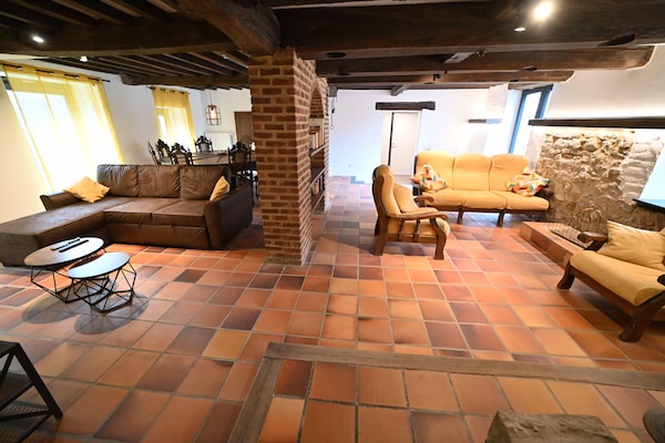 Foto van Watermolen in Baillonville met Binnenzwembad - Vakantiehuis in BAILLONVILLE - LivingRoom