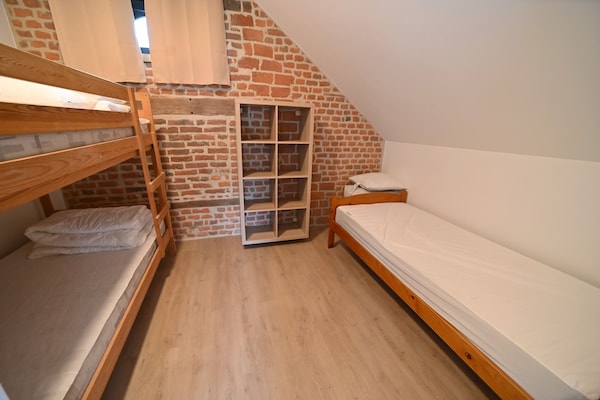 Foto van Watermolen in Baillonville met Binnenzwembad - Vakantiehuis in BAILLONVILLE - BedRoom