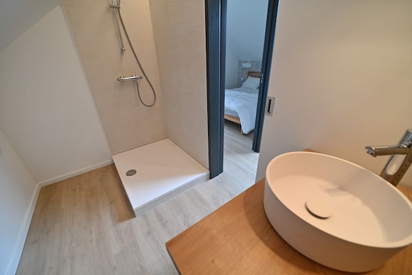 Foto van Watermolen in Baillonville met Binnenzwembad - Vakantiehuis in BAILLONVILLE - BathRoom