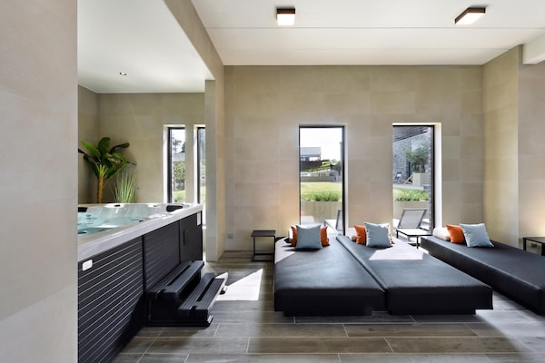 Foto van Villa met zwembad en suites voor 12 gasten - Vakantiehuis in Durby - Wellness