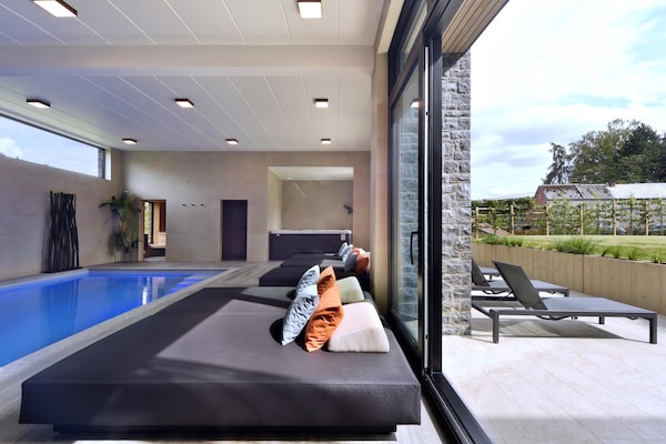 Foto van Villa met zwembad en suites voor 12 gasten - Vakantiehuis in Durby - PoolOfHouse