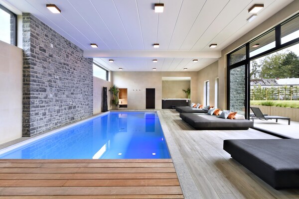 Foto van Villa met zwembad en suites voor 12 gasten - Vakantiehuis in Durby - PoolOfHouse