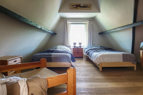Foto van Vakantiehuis met zwembad bij Durbuy - Vakantiehuis in Barvaux - BedRoom