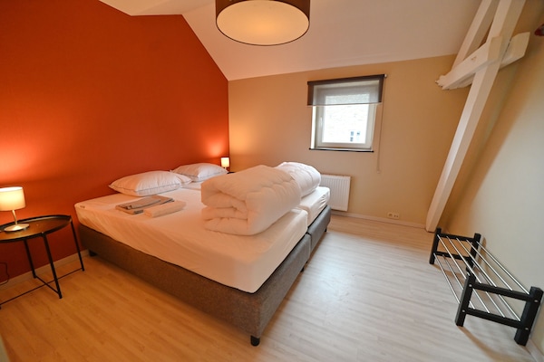Foto van Dorpshuis in Ambly met buitenzwembad - Vakantiehuis in Nassogne, Ambly - BedRoom