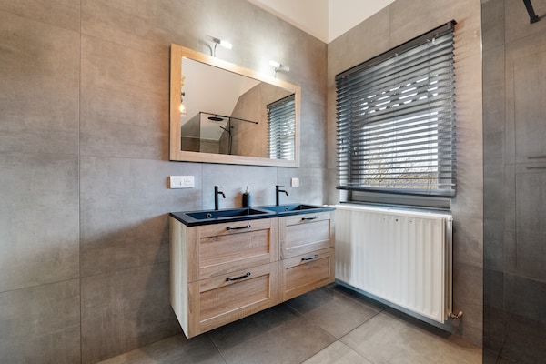 Foto van Luxe Landhuis met Zwembad Ardennen - Vakantiehuis in Manhay - BathRoom