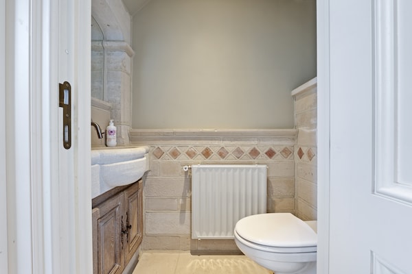 Foto van Luxe Landhuis met Zwembad Ardennen - Vakantiehuis in Manhay - BathRoom