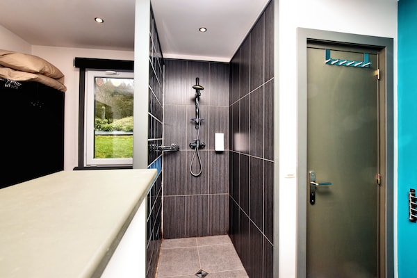 Foto van Villa met verwarmd buitenzwembad en sauna - Vakantiehuis in Manhay (lamormenil) - BathRoom