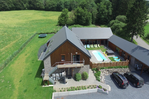 Foto van Villa met verwarmd buitenzwembad en sauna - Vakantiehuis in Manhay (lamormenil) - ExteriorSummer