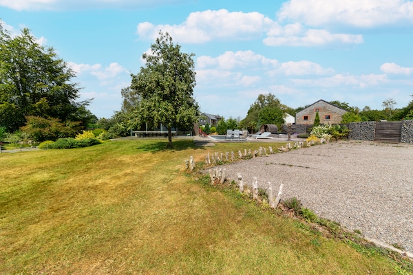 Foto van Luxe villa met zwembad - Vakantiehuis in La-Roche en Ardenne - GardenSummer