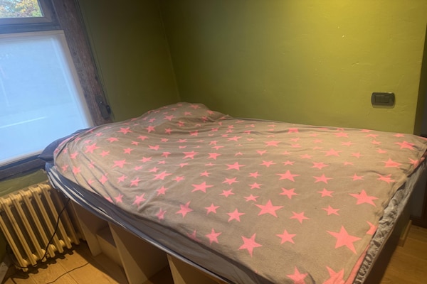 Foto van Vakantiehuis met zwembad en grote tuin - Vakantiehuis in Sint-Denijs - BedRoom