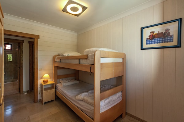 Foto van Villaverblijf met zwembad en sauna - Vakantiehuis in Koksijde - BedRoom